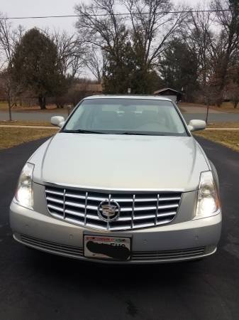 2006 Cadillac DTS - cars & trucks - by owner - vehicle automotive sale for sale in Eau Claire, WI – photo 8