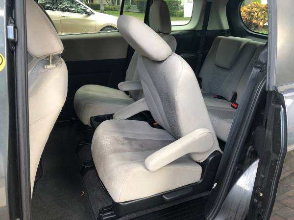 Mazda5 Mazda 5 --- 3 row seating -- 90k miles --- NICE for sale in West Palm Beach, FL – photo 5