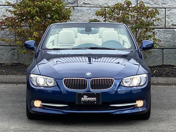 2011 BMW 335i Convertible - keyless, xenon, nav, low miles, we... for sale in Middleton, MA – photo 2