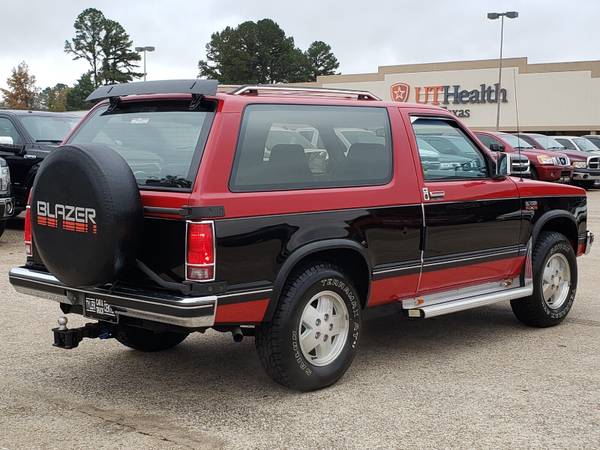 1988 Chevy Blazer S10 4x4 91,072 Original Miles - cars & trucks - by... for sale in Tyler, TX – photo 3