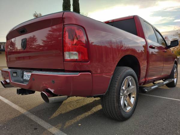 (PENDING) 2012 Ram 1500 Sport 4x4 Crew Cab! Loaded and only 89k! -... for sale in Citrus Heights, CA – photo 6