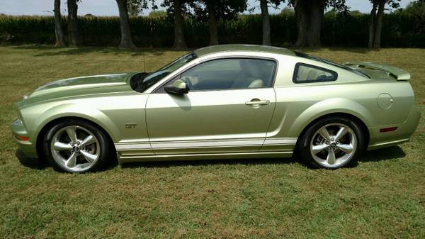 Mustang GT Premium 2006 - 34,000 Original Miles for sale in Columbia, GA – photo 2