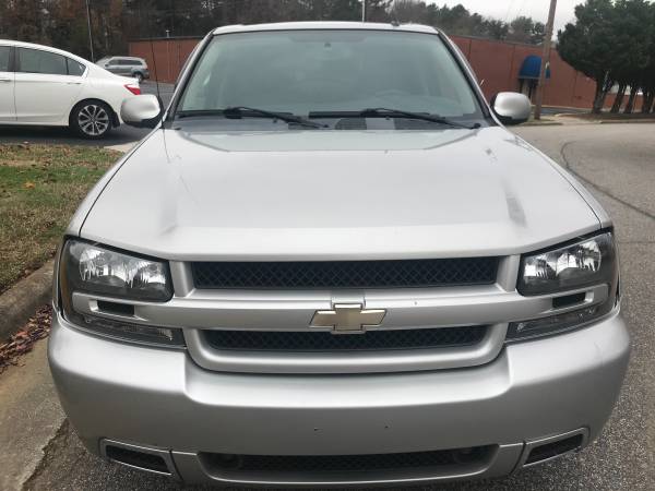 07 Chevy Trailblazer SS!! Loooow Miles!! - cars & trucks - by dealer... for sale in High Point NC 27263, NC – photo 2