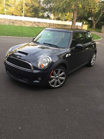 2009 Mini John Cooper Works - cars & trucks - by owner - vehicle... for sale in New Canaan, CT – photo 2