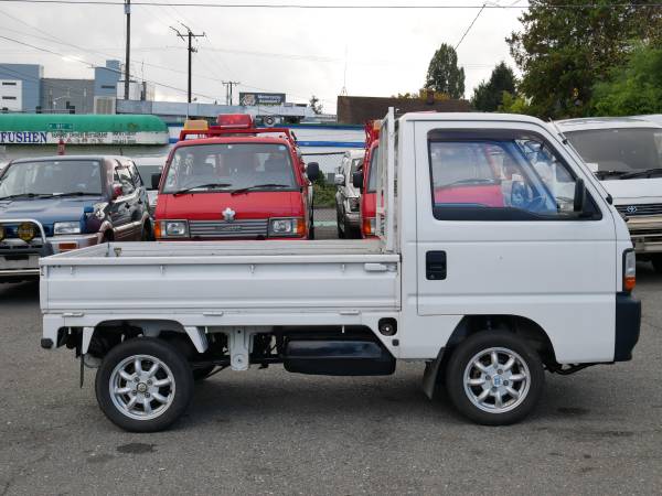 1994 Honda Acty 4WD Mini Truck SUPER LOW MILES JDM-RHD - cars & for sale in Seattle, WA – photo 2