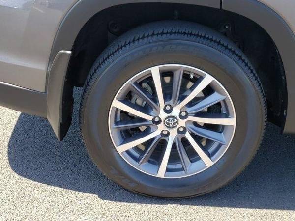 2018 Toyota Highlander XLE V6 AWD for sale in Medford, OR – photo 9