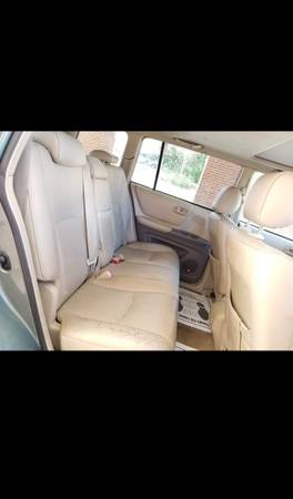 Awesome Toyota Highlander for Sale for sale in Greenville, SC – photo 8