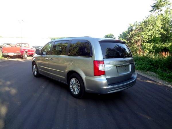 2013 Chrysler Town & Country Touring-L - cars & trucks - by dealer -... for sale in Shakopee, MN – photo 5