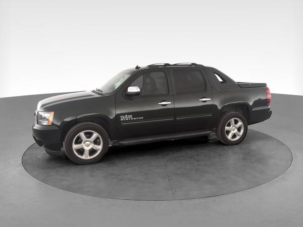 2013 Chevy Chevrolet Avalanche Black Diamond LT Sport Utility Pickup... for sale in Chicago, IL – photo 4