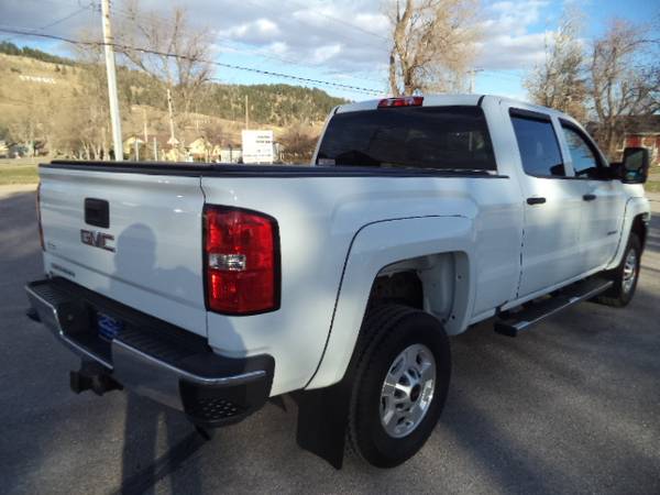 2016 GMC Sierra 2500HD Crew Cab 6.0L V8 4x4, low miles - cars &... for sale in sturgis, WY – photo 5