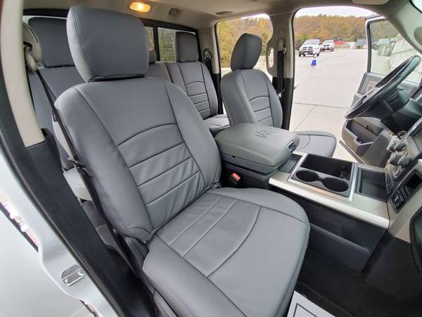 2014 Ram 1500 Quad Cab SLT Pickup 4D 6 1/3 ft 4WD V6, Turbo EcoDsl,... for sale in Hillsboro, IL – photo 19
