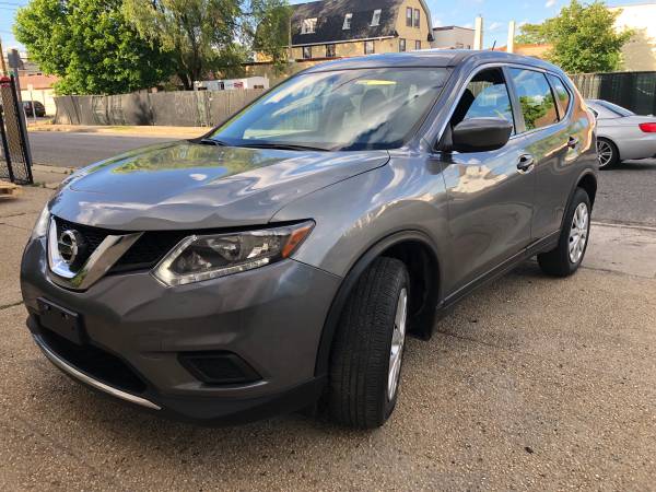 2016 Nissan Rogue S 21k miles Gray Clean title On hand paid off for sale in Baldwin, NY – photo 3