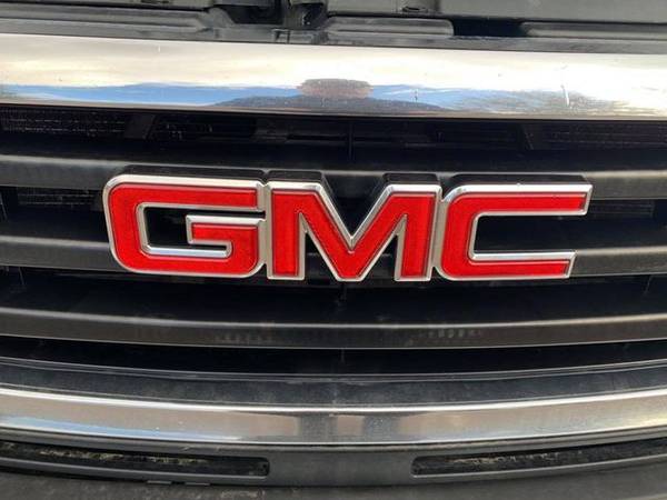 2005 GMC Sierra 2500 HD Crew Cab - Financing Available! - cars &... for sale in Kalispell, MT – photo 18