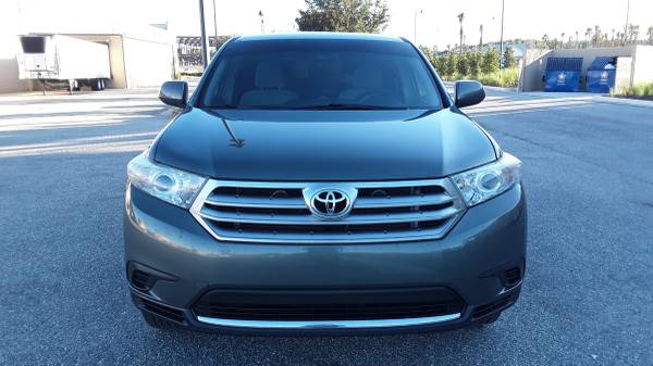 2013 Toyota Highlander - cars & trucks - by owner - vehicle... for sale in Ponte Vedra, FL – photo 2