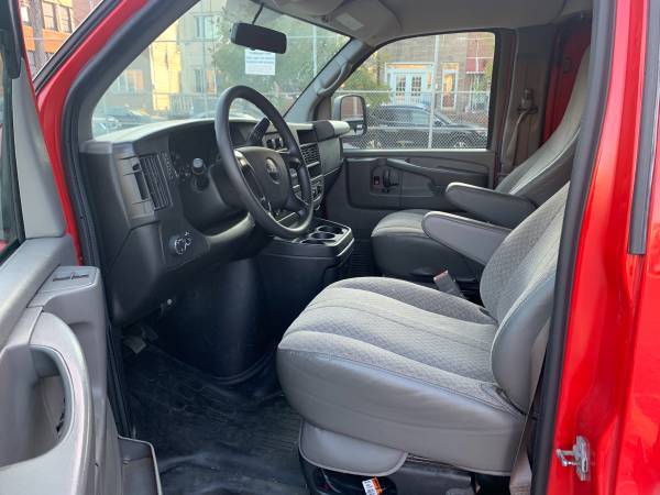 2015 GMC Savana Cargo Van Only 21k miles very low miles for sale in Brooklyn, NY – photo 14