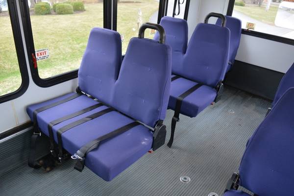 2010 Ford E-450 16 Passenger Paratransit Shuttle Bus for sale in Crystal Lake, WI – photo 14