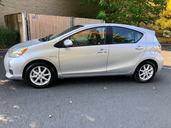 2013 Toyota Prius C 3, 50+Mpg push button start, NAVIGATION, Keyless... for sale in Portland, OR – photo 3