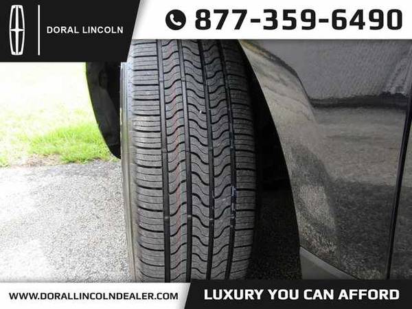 2014 Lincoln Mkt Quality Vehicle Financing Available for sale in Miami, FL – photo 15