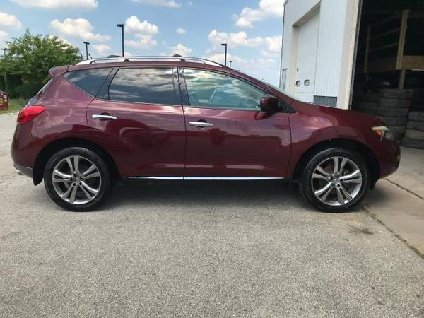 2009 Nissan Murano LE AWD - cars & trucks - by dealer - vehicle... for sale in Iowa City, IA – photo 4