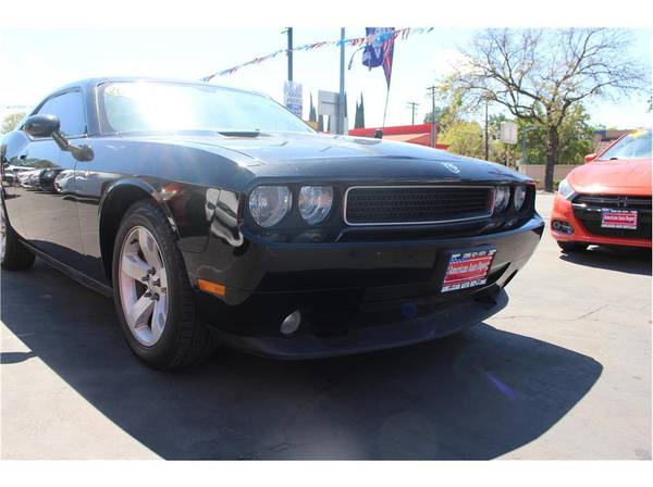2010 Dodge Challenger SE Coupe 2D - FREE FULL TANK OF GAS! - cars & for sale in Modesto, CA – photo 4
