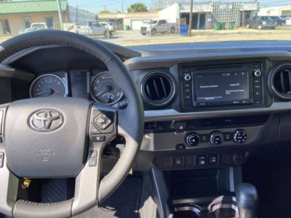 ►►►2018 Toyota Tacoma Double Cab - cars & trucks - by dealer -... for sale in Metairie, LA – photo 17