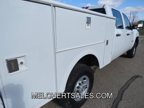 2009 CHEVROLET 2500HD CREW 6.0L RWD UTILTY NEW TIRES 89K MILES -... for sale in Neenah, WI – photo 8