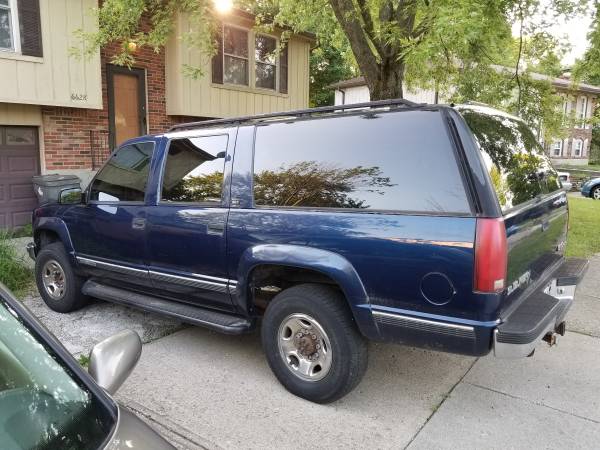 96 GMC suburban k2500 for sale in Indianapolis, IN – photo 2