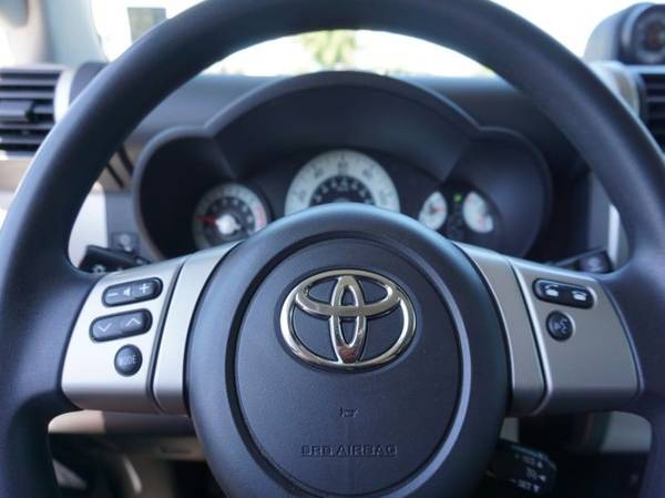 2013 Toyota FJ Cruiser 4x4 4WD sport utility SUV for sale in Sacramento , CA – photo 24