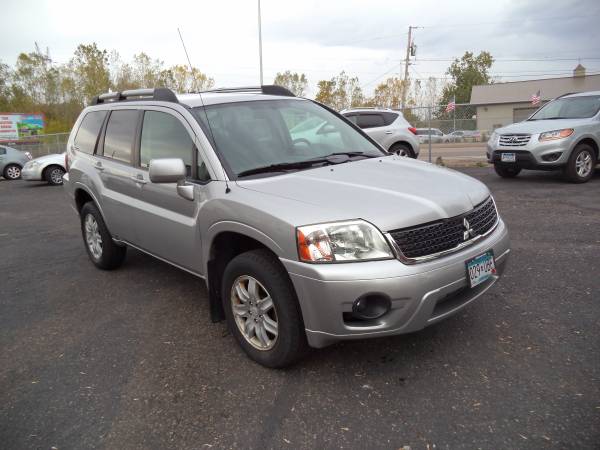 2011 Mitsubishi Endeavor LS AWD No Accidents, 13 Service Records...... for sale in Saint Paul, MN – photo 3