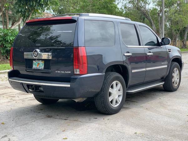 CADILLAC ESCALADE SUV - cars & trucks - by owner - vehicle... for sale in Hollywood, FL – photo 5