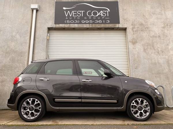 2017 FIAT 500L Trekking Hatchback Leather Heated Seats - cars &... for sale in Portland, OR – photo 2