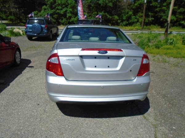 2010 Ford fusion/4 cylinder/64k miles for sale in Douglas, RI – photo 4