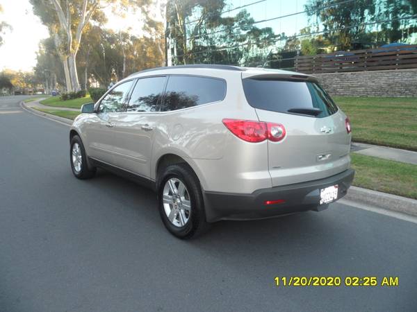 2012 CHEVY TRAVERSE LT--------DEALER SPECIAL------AWD------3RD... for sale in San Diego, CA – photo 3