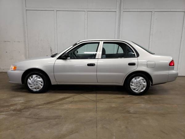 2002 Toyota Corolla CE - cars & trucks - by dealer - vehicle... for sale in Lake In The Hills, IL – photo 2