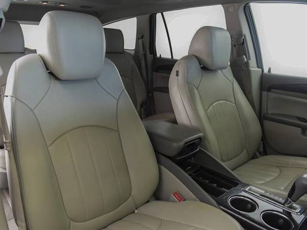 2016 Buick Enclave Leather Sport Utility 4D suv Off white - FINANCE for sale in Detroit, MI – photo 5