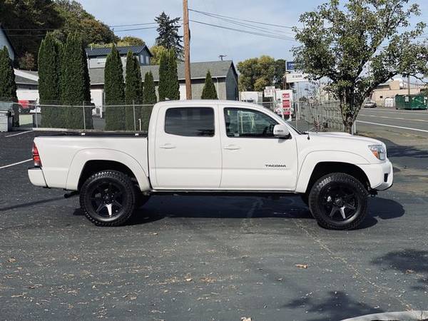 2014 TOYOTA TACOMA TRD-SPORT 4WD LIFTED 3' PRE-OWN CETIFIED LOCALLY... for sale in Portland, CA – photo 6