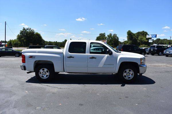 2012 CHEVROLET SILVER LT 4X4 CREW CAB 1500 - EZ FINANCING! FAST... for sale in Greenville, SC – photo 3