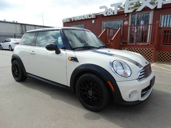 2013 Mini Cooper Hardtop 2dr Cpe Coupe - cars & trucks - by dealer -... for sale in Houston, TX – photo 2