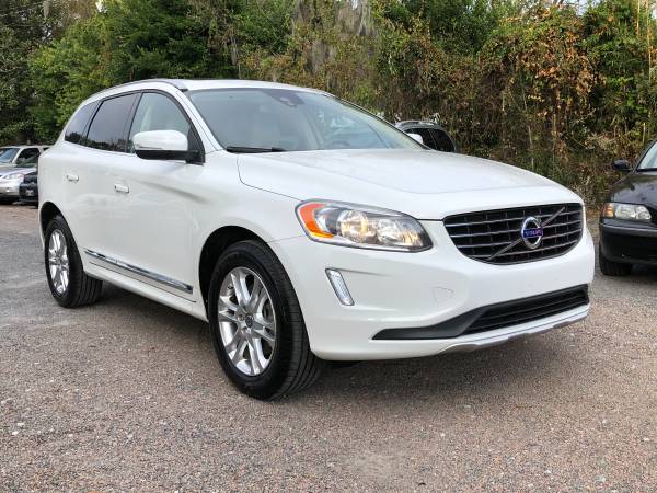 2015 Volvo XC60 2.0 T5 Premier [CARCOAST] - cars & trucks - by... for sale in Charleston, SC – photo 2