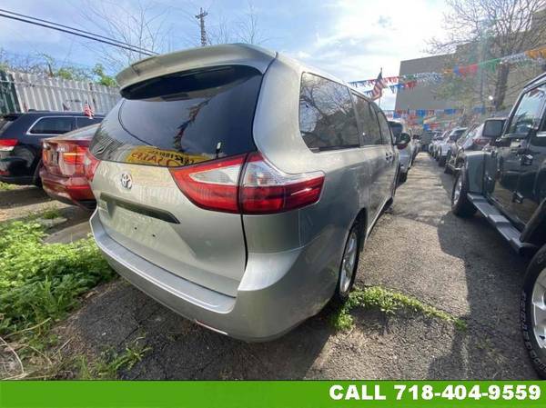 2019 Toyota Sienna L 7-Passenger Wagon - - by dealer for sale in elmhurst, NY – photo 19