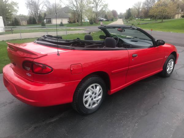 Sold 2000 Chevy Cavalier Z24 Convertible (Low miles) - cars & for sale in Elgin, IL – photo 2