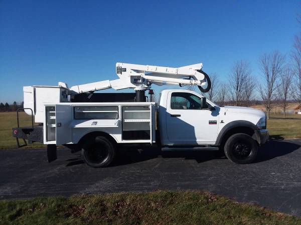 45' 2012 Dodge Ram 5500 Diesel Bucket Boom Lift Truck ALTEC AT37G -... for sale in Gilberts, WI – photo 10