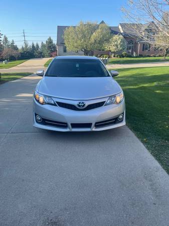 2012 Toyota Camry SE for sale in New Hudson, MI – photo 2