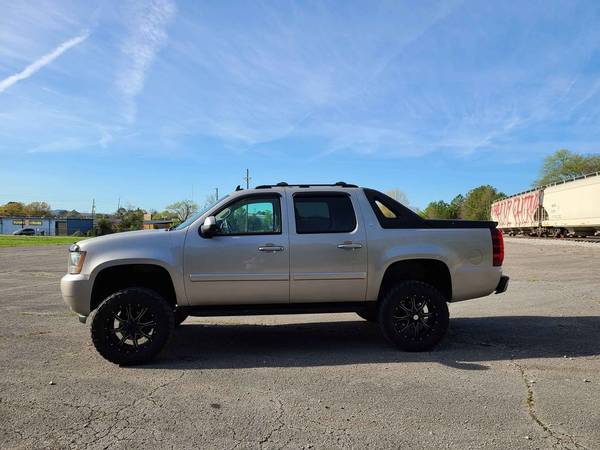 Lifted CHEVY AVALANCHE Only 100k miles - - by dealer for sale in Owens Cross Roads, AL – photo 3