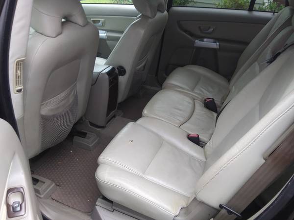 2006 Volvo Xc90 - 3rd row seat - cars & trucks - by dealer - vehicle... for sale in Mandeville, LA – photo 4