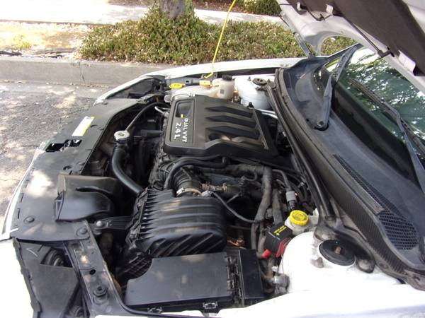 2013 Dodge Avenger SXT 4D Sedan, Clean title! 30 Days Free Warranty!... for sale in Marysville, CA – photo 17