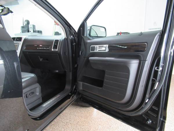 2010 Lincoln MKX AWD - cars & trucks - by dealer - vehicle... for sale in Hudsonville, MI – photo 19