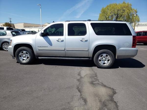 2011 Chevrolet Suburban 4x4 4WD Chevy 4dr 1500 LS SUV - cars & for sale in Klamath Falls, OR – photo 3