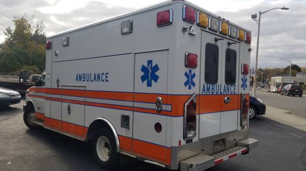 2010 Chevrolet 4500 Ambulance Duramax - cars & trucks - by dealer -... for sale in Worcester, OH – photo 5