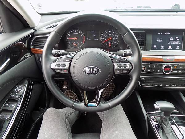 2017 Kia Cadenza Premium ! 36k miles! (8533) - - by for sale in Minneapolis, MN – photo 10